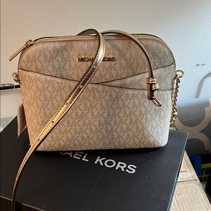 Michael Kors Gold and Cream Crossbody Bag
